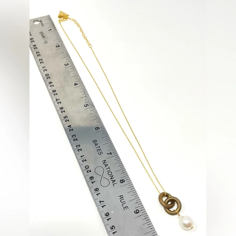 New Anthropologie x Serefina Ring Pearl Necklace Gold - Picture 3 of 4
